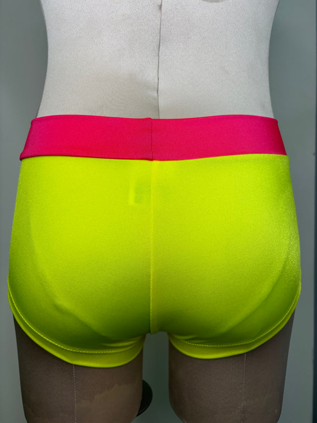 Sample Shorts #3032